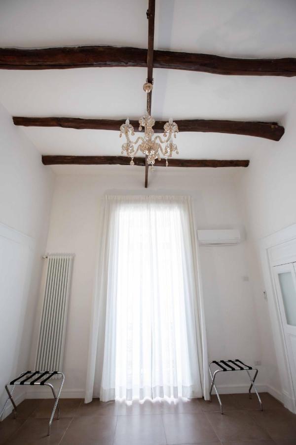 Domus Delia Luxury Apartment Napoli Eksteriør bilde