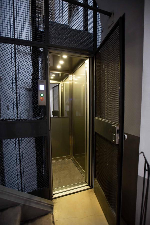 Domus Delia Luxury Apartment Napoli Eksteriør bilde